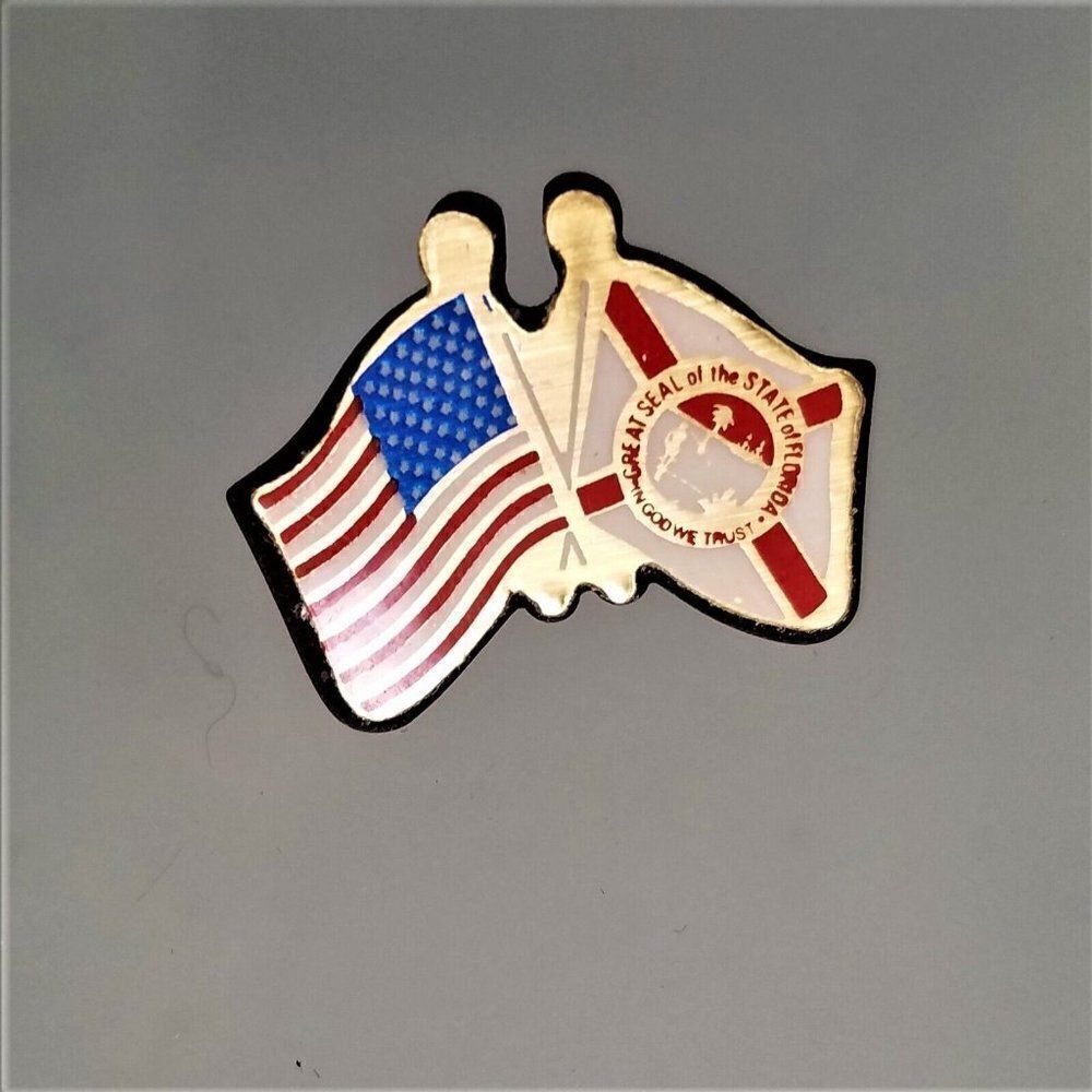 USA and FLORIDA Crossed Friendship Flag Lapel Pin Great Seal Of The State Of FL